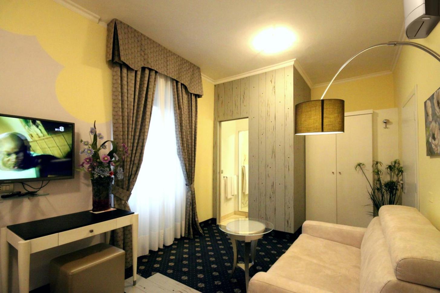Sangallo Hotel Monte San Savino Quarto foto